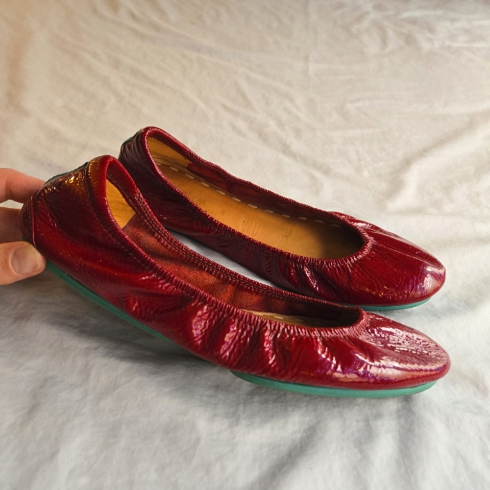 Tieks Ruby Red Patent Leather Ballet Flats sz 9